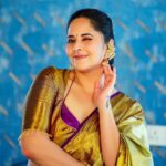 Anasuya Bharadwaj Instagram - Uṅkaḷ aṉaivarukkum aṉpai aṉuppukiṟēṉ 🫶🏻🥰 For Chennai MGR Mall new store launch! @chennaimgrmall 🥻 @rishi_chowdary 🤩 @karnikajewelshyd ✨ @makeupbysiva 💄 @telusivakrishna 🪮 @valmikiramuphotography 🎨 @kalyansunkara 🙎🏻‍♂️ @umediaentartainments 📝