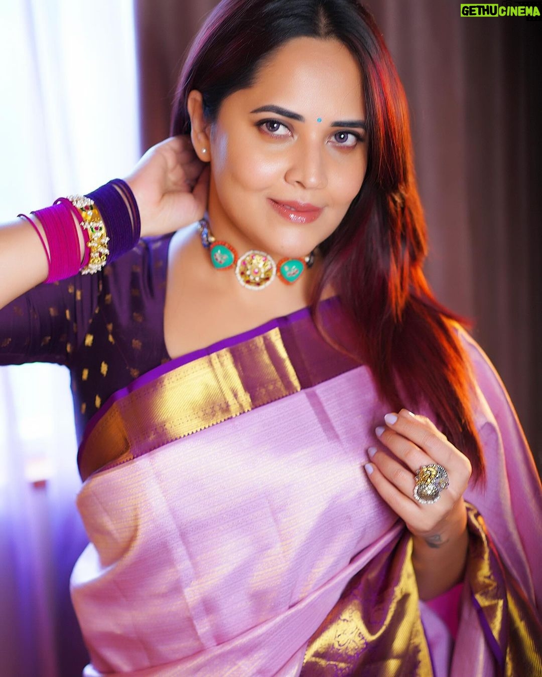 Anasuya Bharadwaj Instagram - “Perfection is overrated.. boring.. it’s the imperfections.. the vulnerabilities, the weaknesses, the human elements.. that make us who we are.. that make us real, beautiful.. necessary.” - Guy Harrison. @makeupbysiva 🤎 @telusivakrishna ❤️ @gvmall_tadepalligudem 🩷 @neelias_official 🩵 @valmikiramuphotography ✨