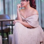 Anasuya Bharadwaj Instagram - Afreen 🧚🏻‍♀️ @rakeshearneofficial 🪄 @sheetalzaveribyvithaldas ✨ @makeupbysiva 💄 @telusivakrishna 🪮 @valmikiramuphotography 📸 @kalyansunkara 🙎🏻‍♂️