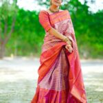 Anasuya Bharadwaj Instagram - P.S : Don’t forget to choose being happy over everything 🩷🤗 Blouse design and Styling @rishi_chowdary Blouse @ithiofficial Saree @aakrutijammalamadugu Accessories @bcos_its_silver MUA @makeupbysiva HSA @telusivakrishna PC @siva_sai_photography_kadapa Celebrity management @kalyansunkara @umediaentartainments