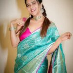 Anasuya Bharadwaj Instagram - .. But then see.. I am still a 👧🏻 at ❤️ 🫠🥰 Blouse design and Styling @rishi_chowdary Blouse @ithiofficial Saree @aakruti_shoppingmall Accessories @bcos_its_silver MUA @makeupbysiva HSA @telusivakrishna PC @delight_photography_official Celebrity management @kalyansunkara @umediaentartainments