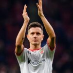 Ander Herrera Instagram - Semifinales, first leg. Still a tough game to play at San Mamés, Aúpa @athleticclub 🔴⚪️ Madrid, Spain