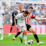 Ander Herrera Instagram - The season is over Tantos momentos complicados me van a hacer más fuerte. Toca descansar y trabajar para disfrutar de esto de nuevo ❤️⚽️ Santiago Bernabéu Stadium