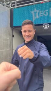 Ander Herrera Instagram - Reunited 🤜🤛 ❤️ #MUFC #ManUtd #AnderHerrera #Dublin Aviva Stadium