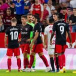Ander Herrera Instagram - Estuvimos muy cerca de ganarlo…pero también de perderlo. Orgulloso de este equipo 🔴⚪️ @athleticclub Estadio Ramón Sánchez Pizjuán, 41005 Sevilla, Spanien