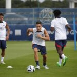 Ander Herrera Instagram – Already few preseasons, but still the same desire 😃 🔴🔵 Camp des Loges