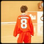 Ander Herrera Instagram - TBT de hoy… still the same love ⚽️❤️