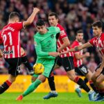 Ander Herrera Instagram - El mejor día para celebrar el 125 aniversario del @athleticclub . Agradecido y orgulloso por ser parte de esta historia 🔴⚪️ San Mamés Stadium