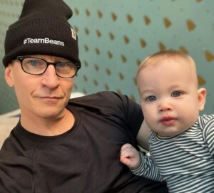 Anderson Cooper Instagram - As a new parent, I am lucky that my son is healthy, but there a lot of kids facing life-threatening illnesses. Francesca “Beans” Kaczynski died of a rare brain cancer when she was just 9 months old. In her honor, we at CNN are raising money for kids with cancer. Be part of #TeamBeans! Proceeds from the sale of these beanies go to @DanaFarber. Buy them at http://teambeans.shop, or donate directly to Dana-Farber.org or @danafarber on instagram.