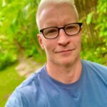 Anderson Cooper Instagram - Feliz Natal from #Trancoso #Brazil! Hope you have a happy holidays. For all those who have lost a loved one this year, or feel the loss of a loved one especially hard this time of year, I know it is not easy, and I am thinking of you.