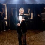 Anderson Cooper Instagram - Join @bravoandy and me live 8p-12:30am New Years Eve! #CNN #Applejacks