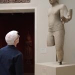Anderson Cooper Instagram - A year-long 60 Minutes investigation examines what might be the greatest art heist in history: the theft of thousands of sacred stone, bronze and gold artifacts from religious sites across Cambodia. @andersoncooper reports, Sunday.
