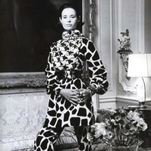 Anderson Cooper Instagram - Today is my mom’s birthday. @gloriavanderbilt would have been 96. She lived life on her own terms, and there was no one else quite like her. What a mom! What a woman! What a life! @gloriavanderbiltstudio