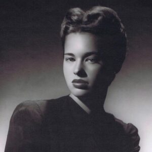 Anderson Cooper Instagram - Today is my mom’s birthday. @gloriavanderbilt would have been 96. She lived life on her own terms, and there was no one else quite like her. What a mom! What a woman! What a life! @gloriavanderbiltstudio