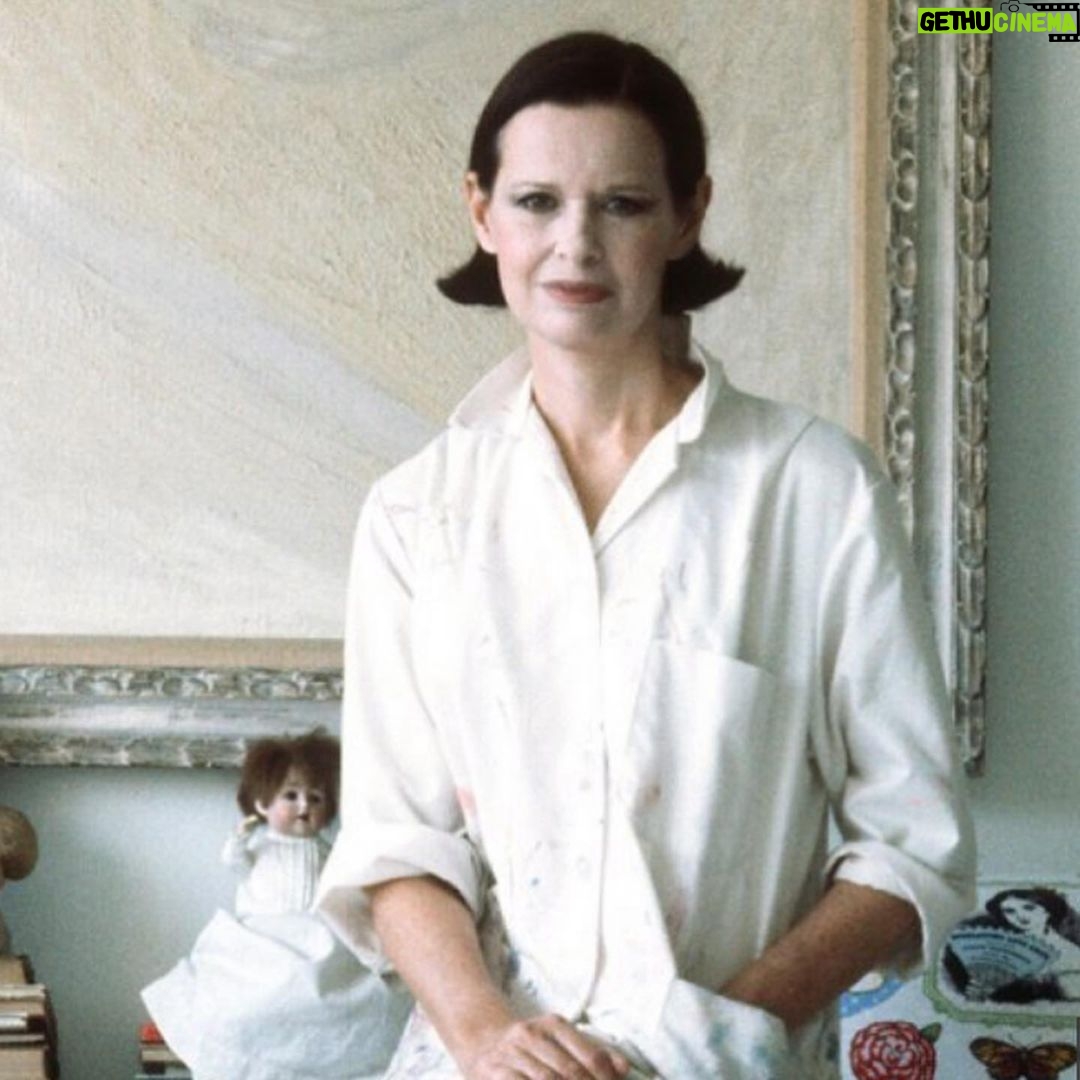Anderson Cooper - 344.2K Likes - In the end, after all else is stripped away, there is only love. My mom believed in love more than anyone. It was her guide, her solace, it’s what drove her, and in her final moments, it is what surrounded her. “i love you, you know that,” she would say to me, and i did, i knew it from the moment i was born, and i will know it till the moment i die. It was her greatest gift to me.