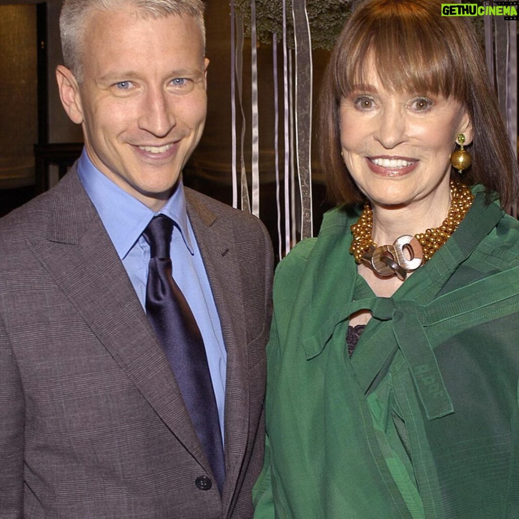 Anderson Cooper Instagram - In the end, after all else is stripped away, there is only love. My mom believed in love more than anyone. It was her guide, her solace, it’s what drove her, and in her final moments, it is what surrounded her. “i love you, you know that,” she would say to me, and i did, i knew it from the moment i was born, and i will know it till the moment i die. It was her greatest gift to me.