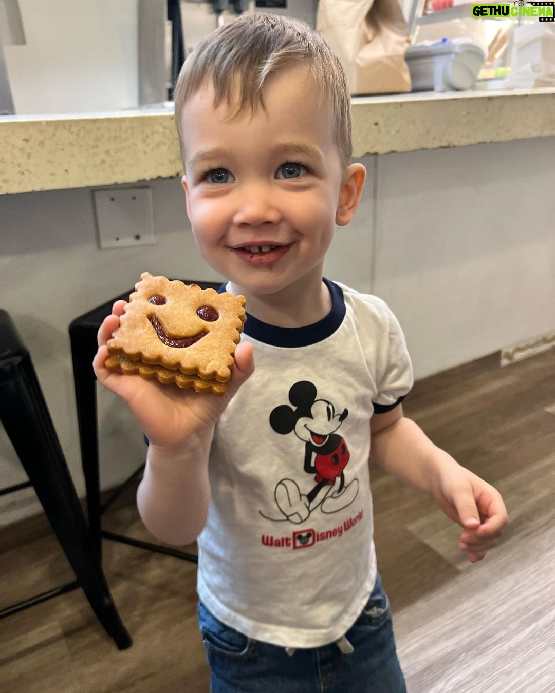 Anderson Cooper - 335.5K Likes - This little peanut turned 3 today! Wyatt Morgan Maisani-Cooper. He and his brother Sebastian are the greatest blessings I could ever have hoped for.