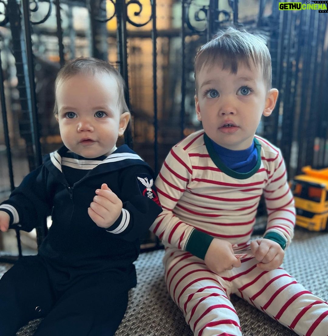 Anderson Cooper - 246.9K Likes - Wyatt helped Sebastian celebrate his very first Christmas.