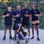 Anderson Silva Instagram - Muito obrigado, meu irmão querido. @acombatoficial @davifb26 @patricia.maeespecial Foi incrível passar o dia com vocês. Deus abençoe você e sua família, meu irmão. 🙏🏾🙏🏾🙏🏾