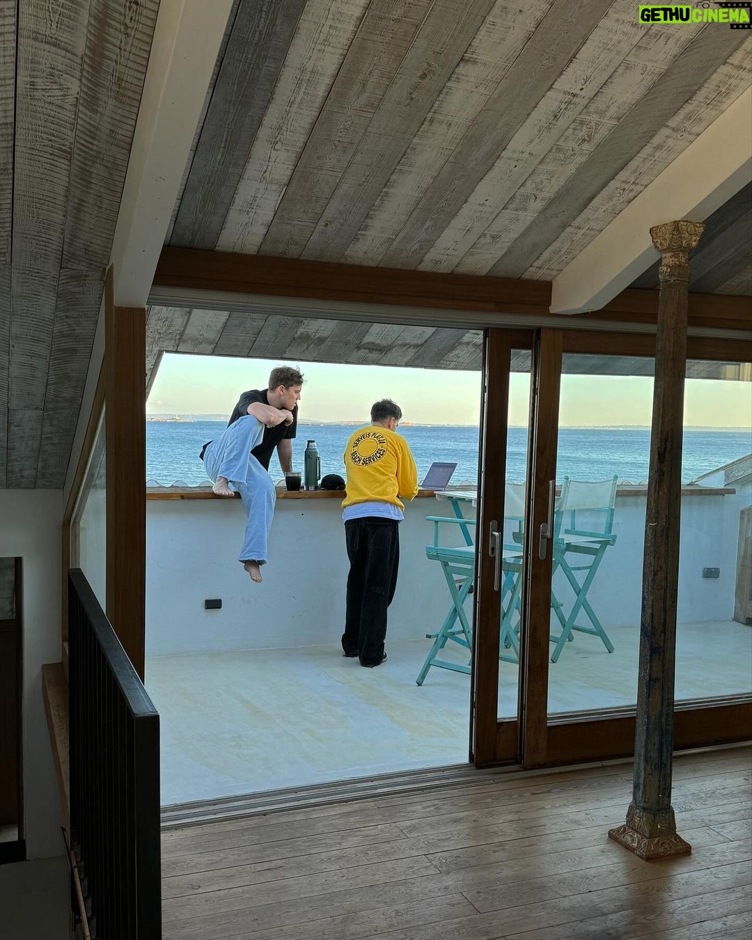 André Lamoglia Instagram - 💆🏼♂️🏝️ España