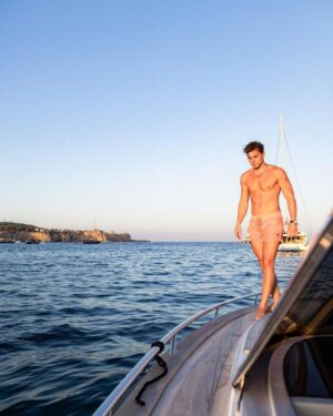 André Lamoglia Instagram - Verano 🧡