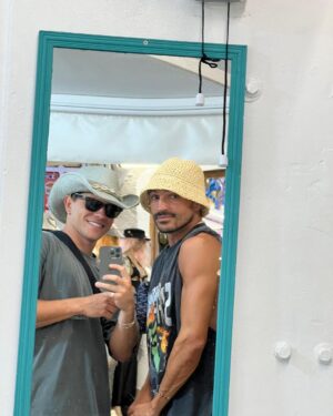 André Lamoglia Instagram - Verano 🧡