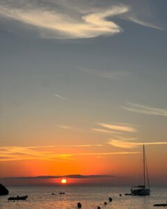 André Lamoglia Instagram - Verano 🧡 Ibiza, Spain