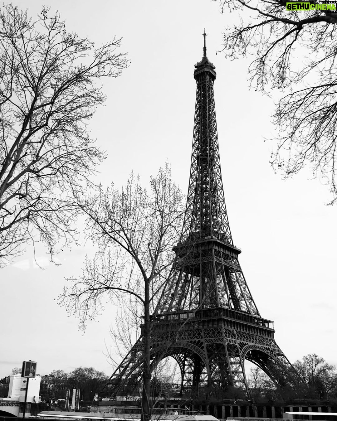 André Lamoglia Instagram - Un peu de Paris 🇫🇷😮💨✨ Paris, France