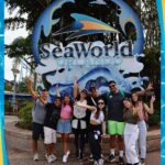 André Luiz Frambach Instagram – Dia de muita aventura nessas montanhas russas do @seaworldorlandobr 
Ah, e se estiver por aqui entre 2 de fevereiro e 19 de maio, você pode aproveitar o festival gastronômico Seven Seas Food Festival, que conta com um menu inspirado em todas as partes do mundo, shows ao vivo e muito entretenimento para toda a família. O evento acontece em datas selecionadas e já está incluído no ingresso do parque. Alimentos e bebidas são vendidos separadamente. Não perca essa oportunidade de se divertir, saborear pratos deliciosos e ainda aprender sobre diferentes culturas 🌊