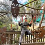 André Luiz Frambach Instagram - Ontem foi dia de sentir a adrenalina espalhar por todo corpo, só brinquedo sinistro de bom 🎢💥 @buschgardensbr Busch Gardens, Tampa Bay, Florida