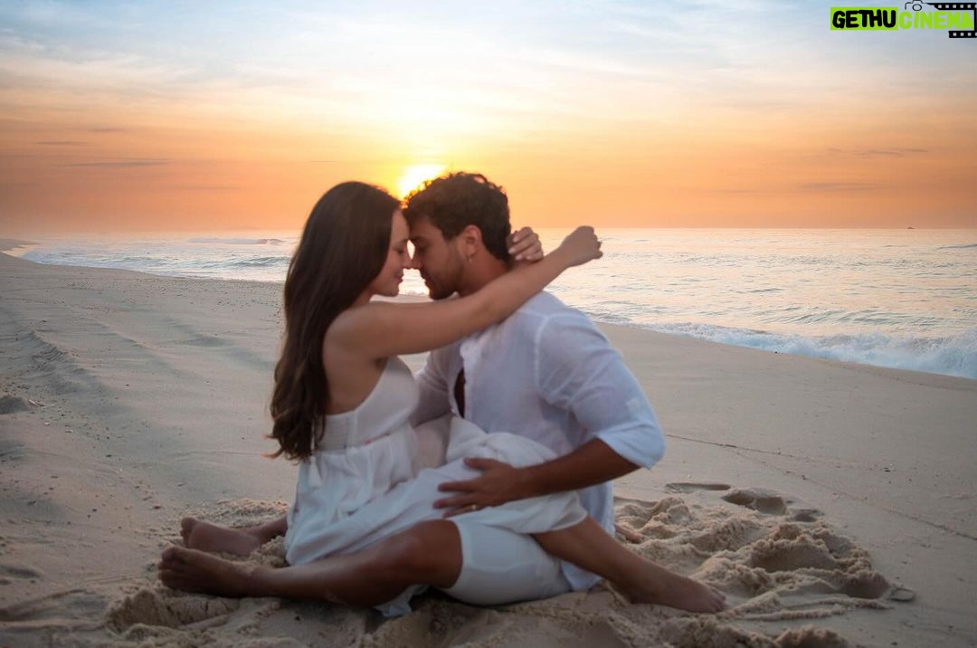 André Luiz Frambach Instagram - O nascer de todos os dias contigo 💙 📸 @camilleframbach Rio de Janeiro, Rio de Janeiro