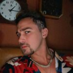 André Luiz Frambach Instagram - Quer entender o porque desse cabelo? Então corre pro cinema pra ver @taescritoofilme tá lindo demais, e com muita aventura, magia…. Boraaaaa!! E quem já viu aqui?