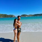 André Luiz Frambach Instagram - Se precisar eu posso renascer mil vezes Pra te ver amor Amor da minha vida Amor das minhas vidas, meu amor. ❤️🎵