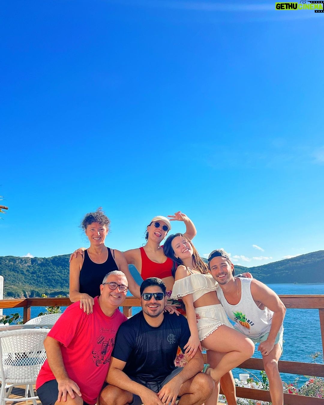 André Luiz Frambach Instagram - O amor está em todo lugar! Temos que sorrir e dizer sempre eu te amo pra alguém, a palavra tem poder e um eu te amo muda o mundo