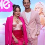 André Luiz Frambach Instagram – Hi Barbie, hi Ken 👋🏽.
Que filme sensacional, pra quem tá ansioso pra ver só por ser da Barbie irá receber muito mais do que o que realmente acha que irá ver.
Sensível, forte, marcante, tocante realmente uma obra de arte! Atores impecáveis, roteiro, direção, cenografia, fotografia…. Tudo absurdamente lindo! 💕🌸💖🦩