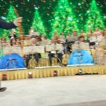 André Rieu Instagram - 🎄✨ Thank you to everyone who made the first 2 Christmas concerts unforgettable! We had an absolute blast this weekend! Who’s joining us next weekend for round 2? 🌟🎶🔔 Visit www.andrerieu.com for tour dates (Link in bio) Maastricht, Netherlands