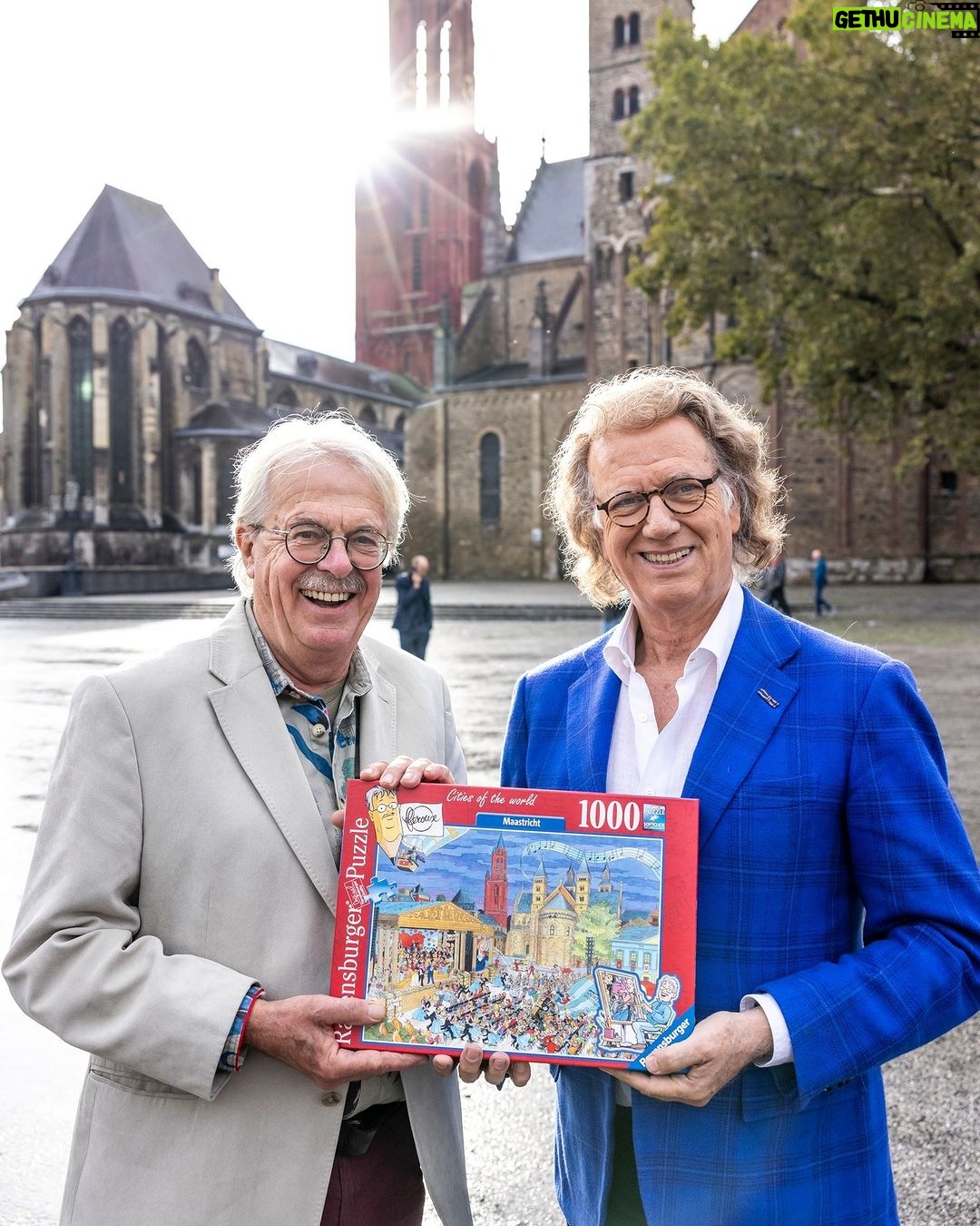 André Rieu Instagram - With the help of André, Dutch artist Frans Le Roux created an amazing puzzle of the Vrijthof 🎻✨🧩 Now available at shop.andrerieu.com (Link in bio) Unveil the enchantment of André's Maastricht concert in puzzle form and relive the magic of Maastricht piece by piece! #music #classicalmusic #violin #andrerieu #rieu #concert #livemusic #orchestra #stradivarius #stradivari #violinist #viola #violin🎻 #🎻#maastricht #vrijthof #jigsaw #jigsawpuzzle #puzzle #jigsawpuzzles #ravensburger @ravensburgerglobal @ravensburger.fr @ravensburger.de @ravensburgerna @ravensburgernl #fransleroux