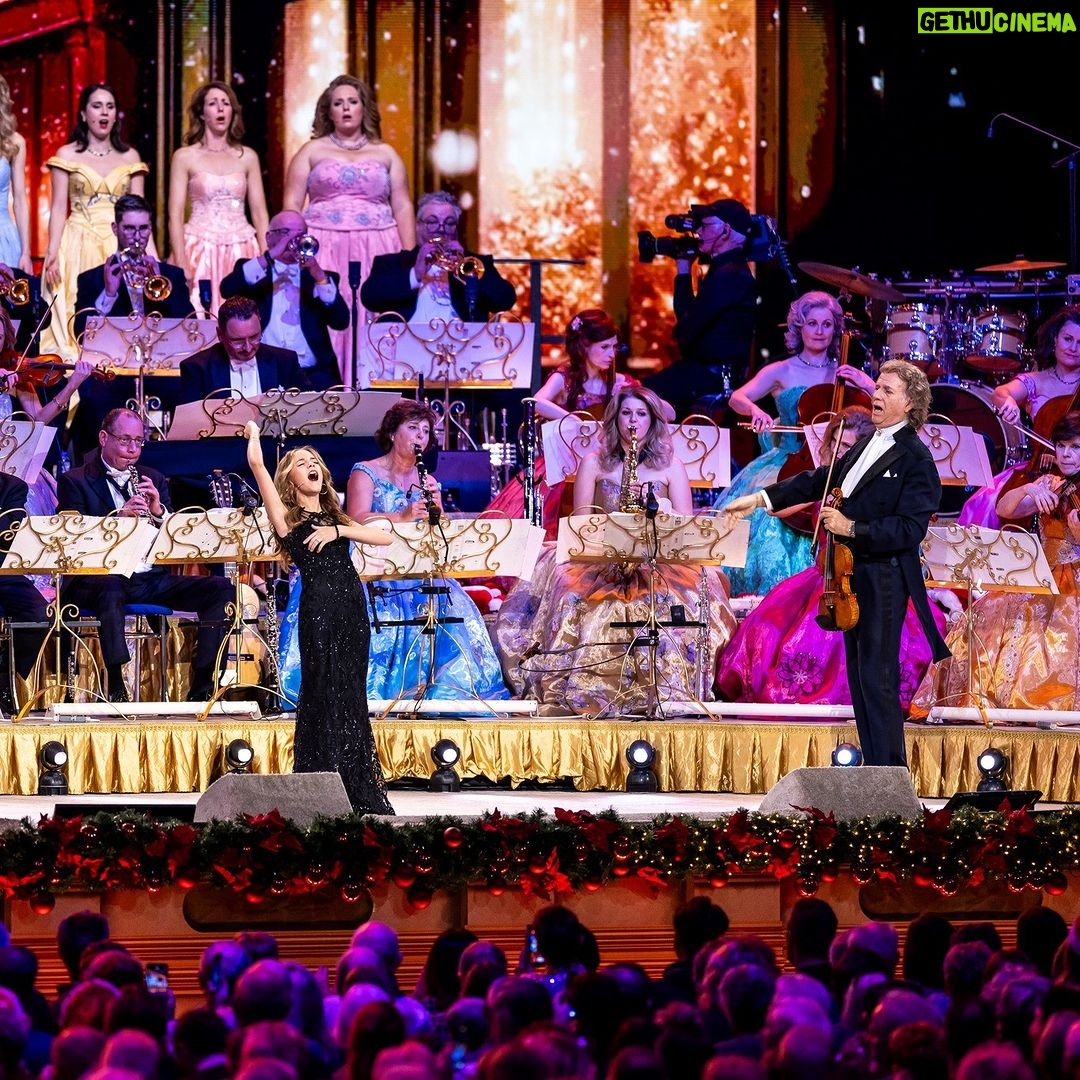 AndrΓ© Rieu Instagram - Closing the curtain on our Christmas concerts with immense gratitude! THANK YOU to the 60,000 global attendees who made it special ππ
Stay tuned for updates about the 2024 edition and subscribe to the newsletter: Link in bio! ππΆ Visit andrerieu.com for tour dates.