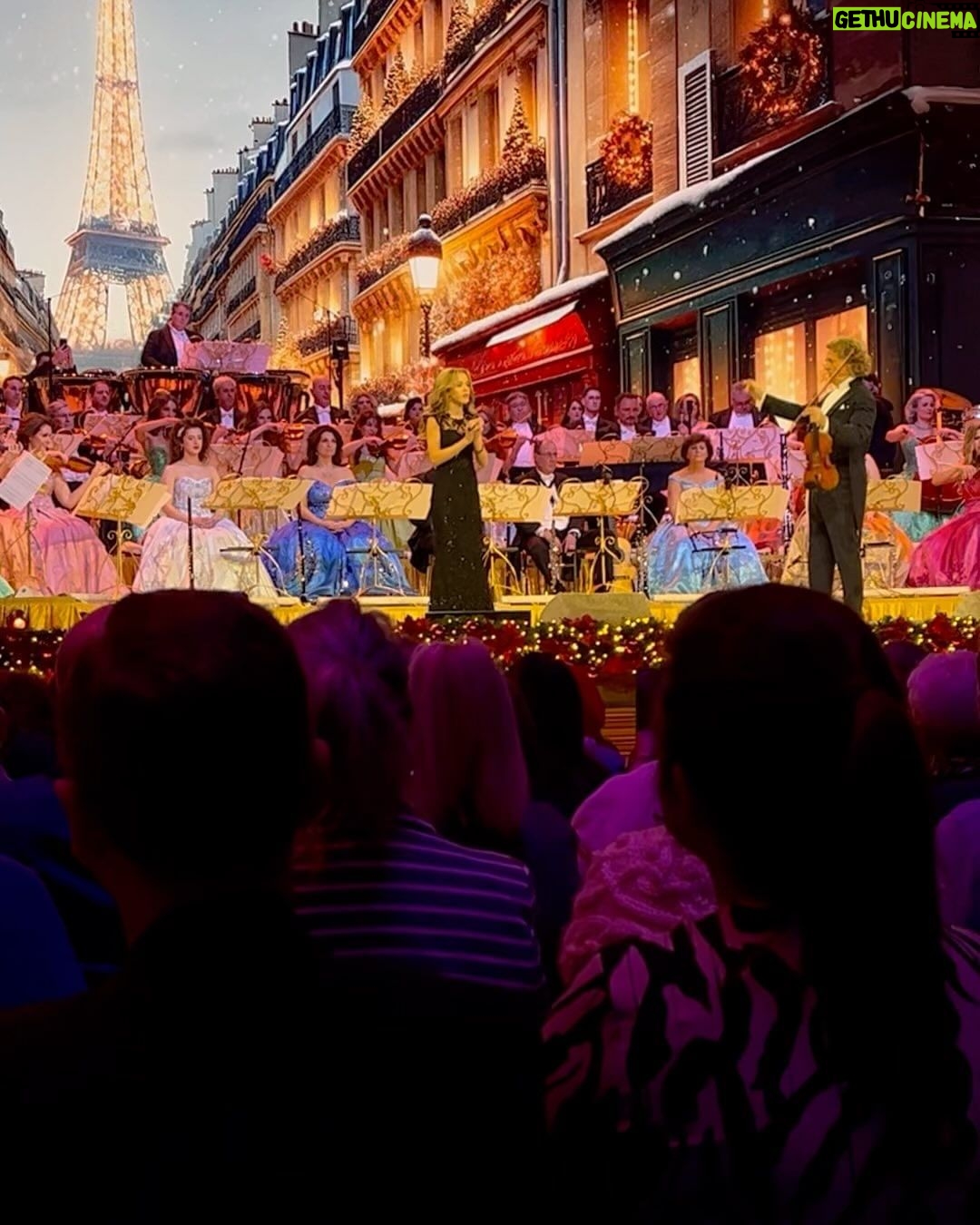 André Rieu Instagram - 🎄✨ Thank you to everyone who made the first 2 Christmas concerts unforgettable! We had an absolute blast this weekend! Who’s joining us next weekend for round 2? 🌟🎶🔔 Visit www.andrerieu.com for tour dates (Link in bio) Maastricht, Netherlands