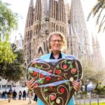 André Rieu Instagram - ❤ This Valentine's Day, set the mood for love with these romantic playlists, albums and videos: lift.bio/andrerieu (Link in bio) Get cozy, press play, and let the romance begin! 🎶 Sagrada Família, Barcelona, Spain