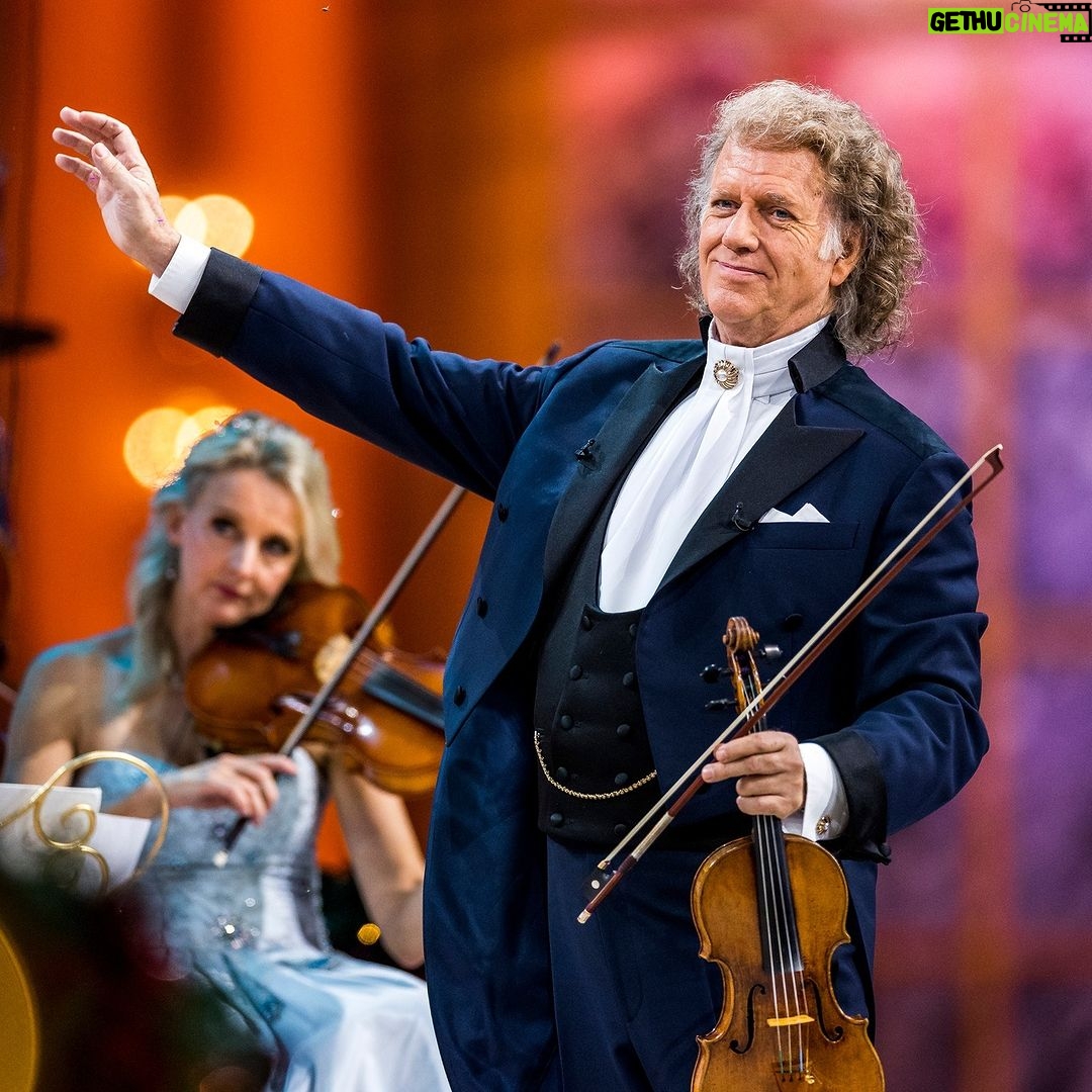André Rieu Instagram - Memories of last year's Christmas with André concerts in Maastricht! 🎅🎄 Will you be watching the concert in cinemas this year or joining the festivities in person? For screening times and locations visit andreincinemas.com or andrerieu.com/tour for tour dates (Links in bio!) #music #classicalmusic #violin #andrerieu #rieu #concert #livemusic #orchestra #stradivarius #stradivari #violinist #viola #violin🎻 #🎻#maastricht #mecc #christmas #christmasmagic #xmas #christmasmusic