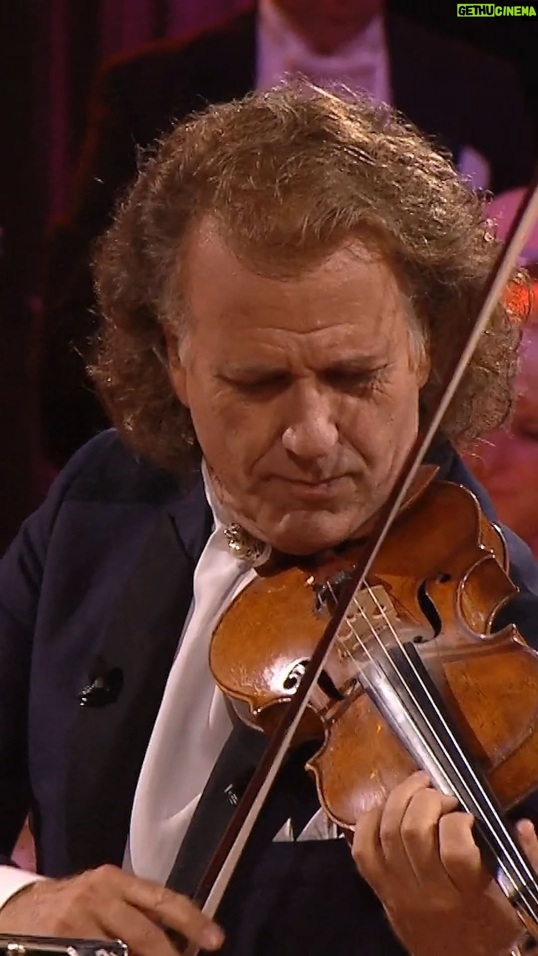 André Rieu Instagram - Astor Piazzolla's passionate 'Libertango', by Carlos Buono ❤️🔥💃🇦🇷 Visit andrerieu.com for tour dates and tickets (Link in bio) 📽️ Taken from the DVD André Rieu & Friends #music #classicalmusic #violin #andrerieu #rieu #concert #livemusic #orchestra #stradivarius #stradivari #violinist #viola #violin🎻 #🎻#maastricht #vrijthof #tango #tangolove #tangomusic #libertango #astorpiazzolla #argentina🇦🇷