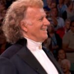 André Rieu Instagram – Party time with Dorona! 💃🥳

✉️ Subscribe to André’s newsletter 👉 Link in bio!

Video: Live is life, live in Maastricht by @doronaalbertiofficial 

#music #classicalmusic #violin #andrerieu #rieu #concert #livemusic #orchestra #stradivarius #stradivari #violinist #viola #violin🎻 #🎻#maastricht #vrijthof #doronaalberti #lifeislife #opus