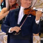 André Rieu Instagram - Blue (Danube) Monday 💙 For tour dates visit andrerieu.com (Link in bio) #music #classicalmusic #violin #andrerieu #rieu #concert #livemusic #orchestra #stradivarius #stradivari #violinist #viola #violin🎻 #🎻#maastricht #vrijthof #bluedanube #johannstrauß #johannstrauss #johannstraussjr