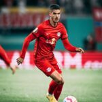 André Silva Instagram - Getting stronger 💪 great teamwork spirit! Red Bull Arena
