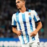 André Silva Instagram - Muy feliz por la victoria y el debut! Con muchas ganas de triunfar aquí!! Se siente genial compartir estos momentos juntos en el campo 💪 Estadio Anoeta, San Sebastian
