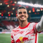 André Silva Instagram - Thank you very much for your kind words and your congratulations for my birthday 😁 The victory from yesterday was the icing of the cake!