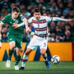 André Silva Instagram - Um jogo difícil, mas com muita luta conseguimos sair com um ponto 💪 Estamos preparados para domingo para conseguirmos marcar de vez a presença no mundial do Catar! Aviva Stadium