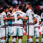André Silva Instagram - Vamos em frente 🇵🇹 com mais uma vitória ⚽️ Nagyerdei stadion