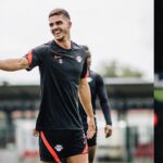 André Silva Instagram - New field, new first training! 💪 Red Bull Arena